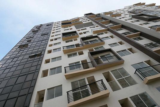 Monteluce Condominium Apartment Silang Bilik gambar